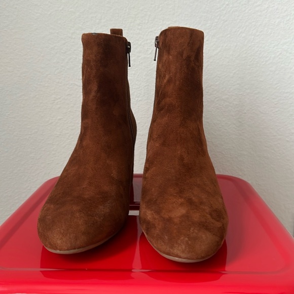 Gianni Bini cognac suede booties size 8.5 - Picture 2 of 7